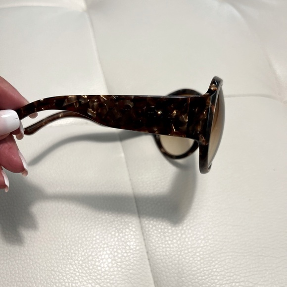 GUCCI AUTHENTIC sunglasses - Picture 3 of 6